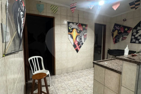 Casa à venda com 5 quartos em Vila Granada, São Paulo, SP