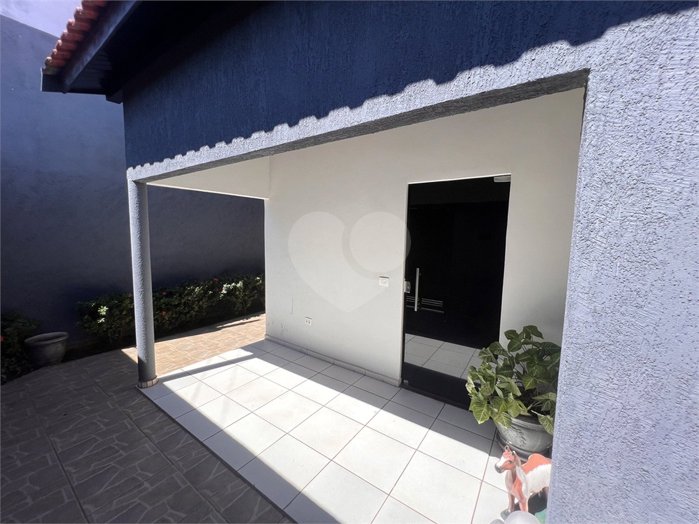 Casa à venda com 3 quartos, sendo 1 suíte, em Jardim Angelica, Três Lagoas, MS