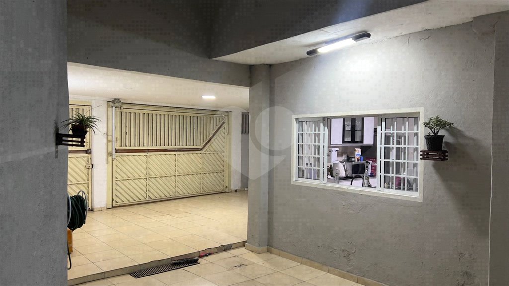 Sobrado à venda com 3 quartos em Cidade Kemel, São Paulo, SP