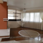 Casa à venda com 4 quartos, sendo 2 suítes,  em Vila Santista, Atibaia, SP