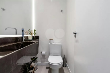Apartamento à venda com 2 suítes em Barra Funda, São Paulo, SP