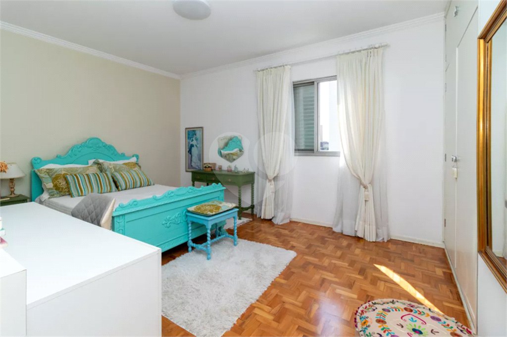 Apartamento para alugar com 4 quartos, sendo 1 suíte, em Perdizes, São Paulo, SP