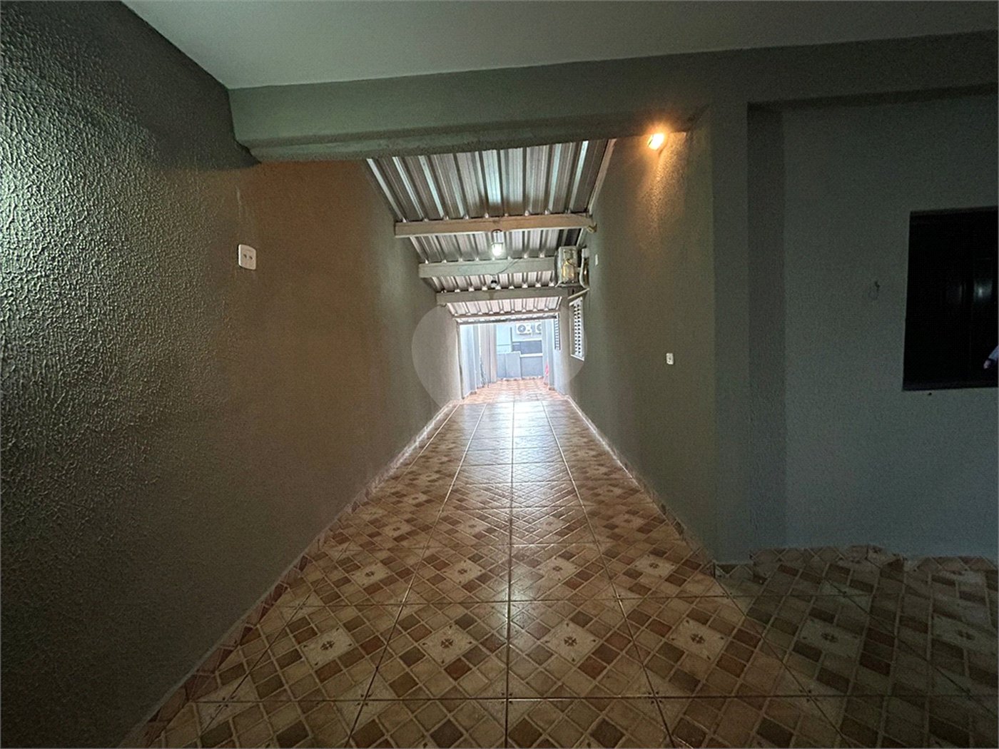 Casa à venda com 4 quartos, sendo 1 suíte, no Centro, Cravinhos, SP