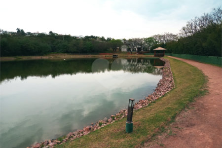 Terreno à venda no condomínio Residencial Arboretum, Vinhedo - SP