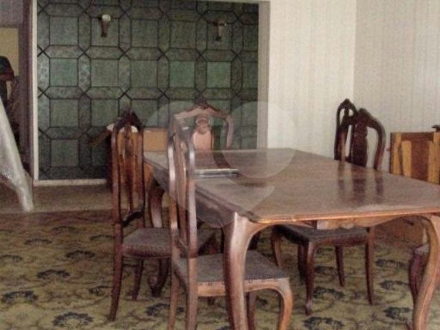 Casa à venda com 3 quartos, sendo 1 suíte,  em Vila Mariana, São Paulo, SP