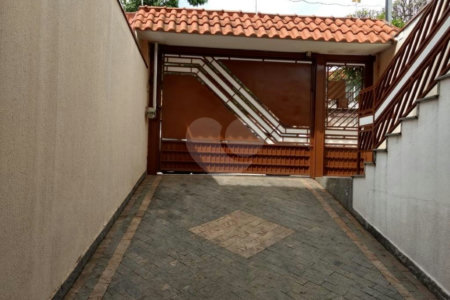 Sobrado à venda com 3 quartos, sendo 1 suíte, em Jardim Monte Kemel, São Paulo, SP