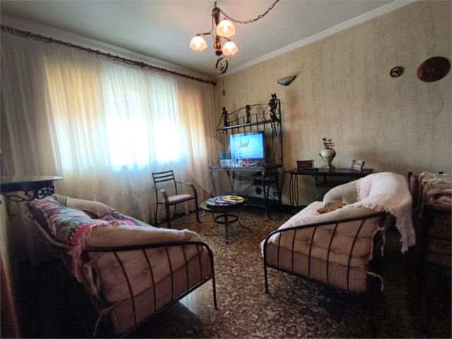Sobrado à venda com 3 quartos, sendo 1 suíte,  em Tremembé, São Paulo, SP