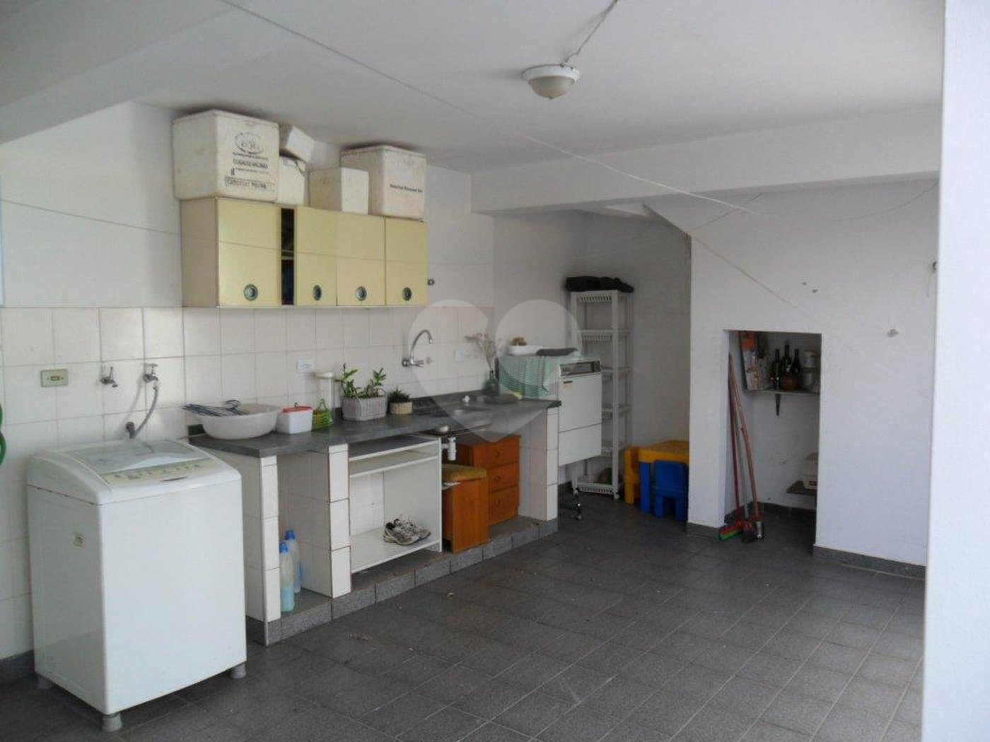 Sobrado à venda com 3 quartos, sendo 1 suíte, em Vila Romero, São Paulo, SP