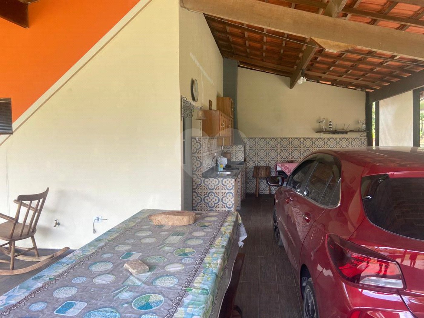 Casa à venda com 3 quartos, sendo 1 suíte,  no Centro, Araçoiaba da Serra, SP