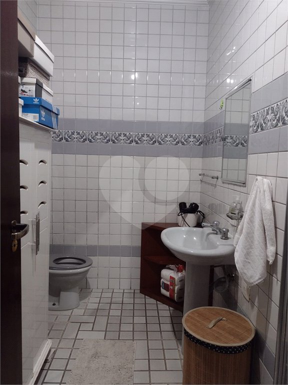 Casa à venda com 4 quartos, sendo 2 suítes, em Vila Gustavo, São Paulo, SP