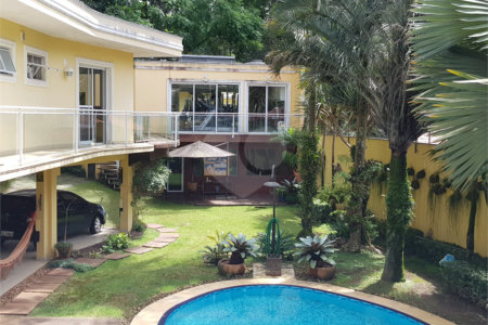 Casa à venda com 5 suítes em Jardim Marajoara, São Paulo, SP