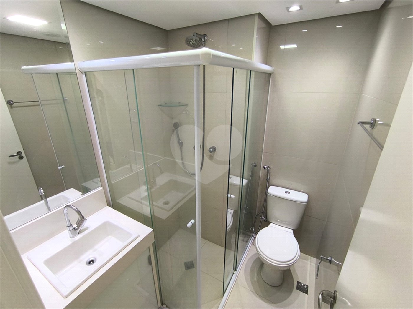 Apartamento à venda com 2 quartos, sendo 1 suíte, em Jardim Vazani, São Paulo, SP