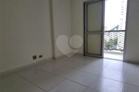Apartamento à venda com 3 quartos em Pitangueiras, Guarujá, SP