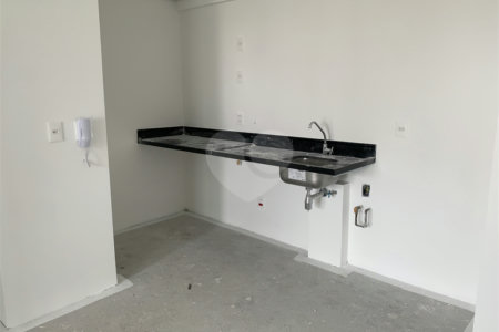 Apartamento à venda com 1 quarto em Indianópolis, São Paulo, SP