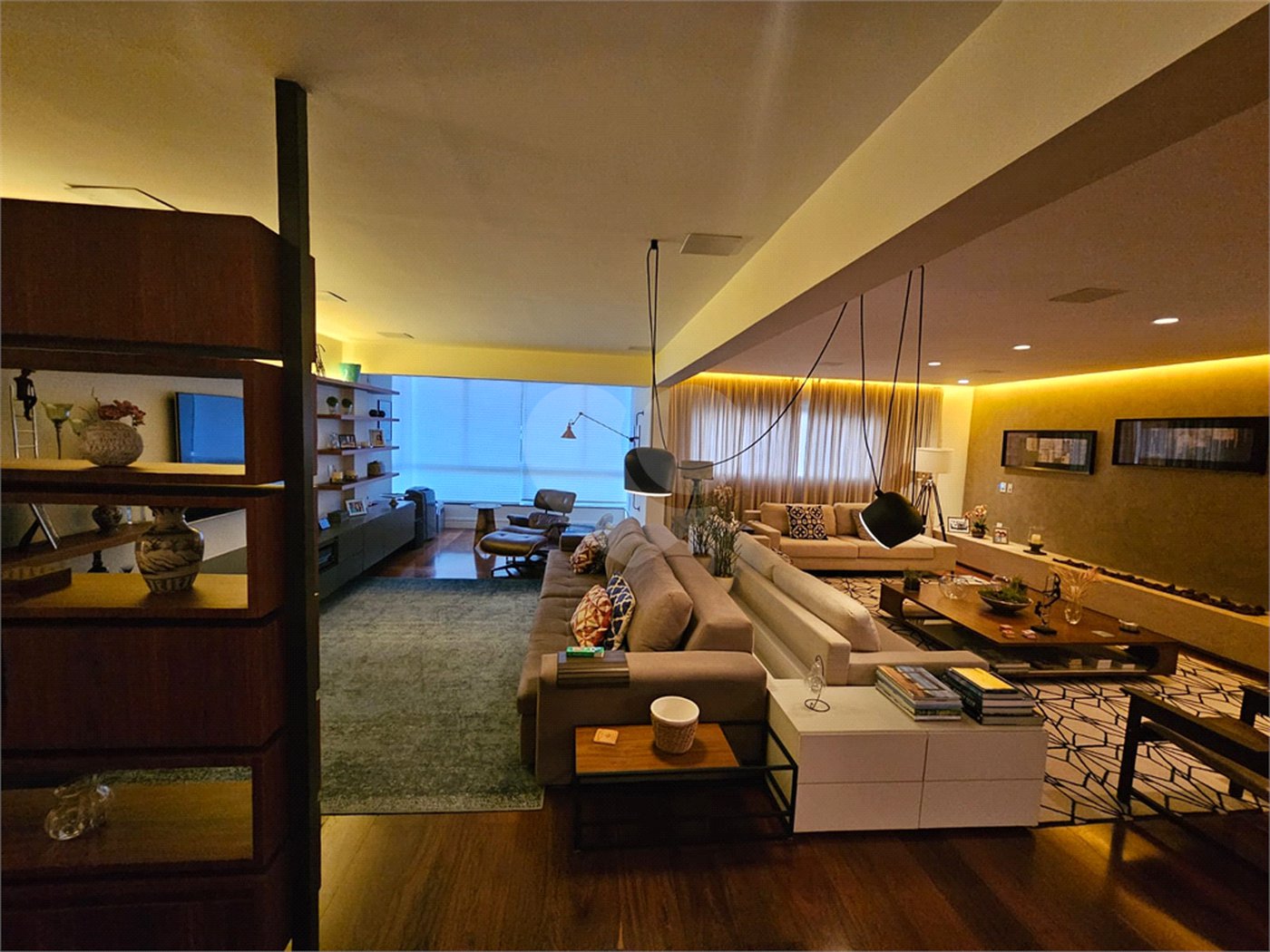 Apartamento à venda com 3 suítes em Indianópolis, São Paulo, SP