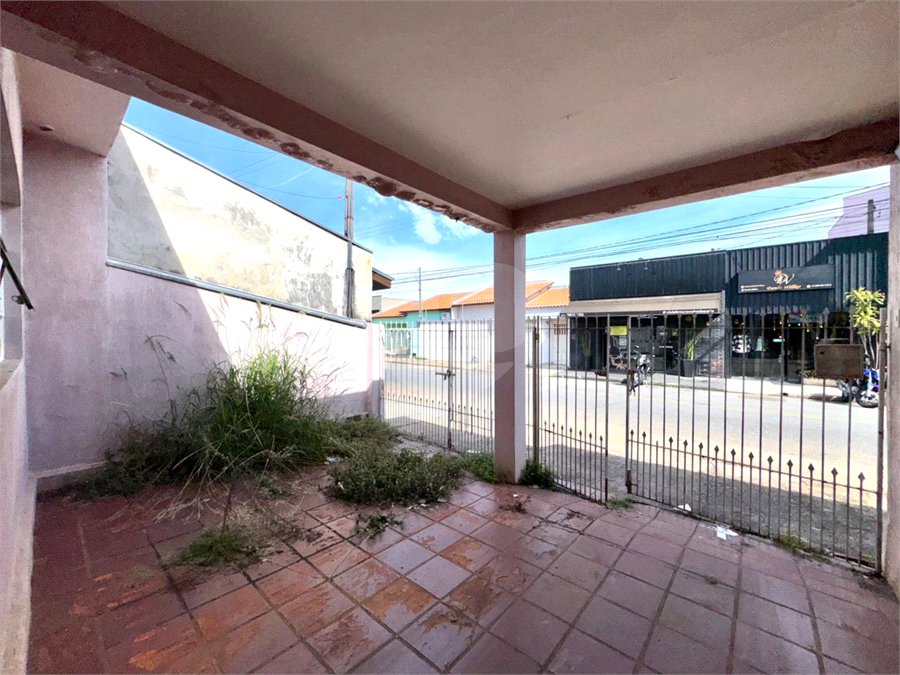 Casa à venda com 3 quartos, sendo 1 suíte, no Centro, Itapetininga, SP
