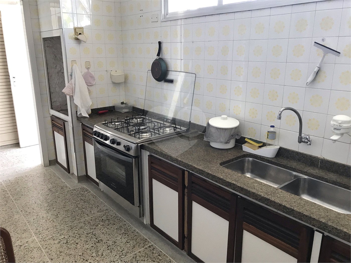 Sobrado à venda com 5 quartos, sendo 1 suíte, em Jardim São Bento, São Paulo, SP