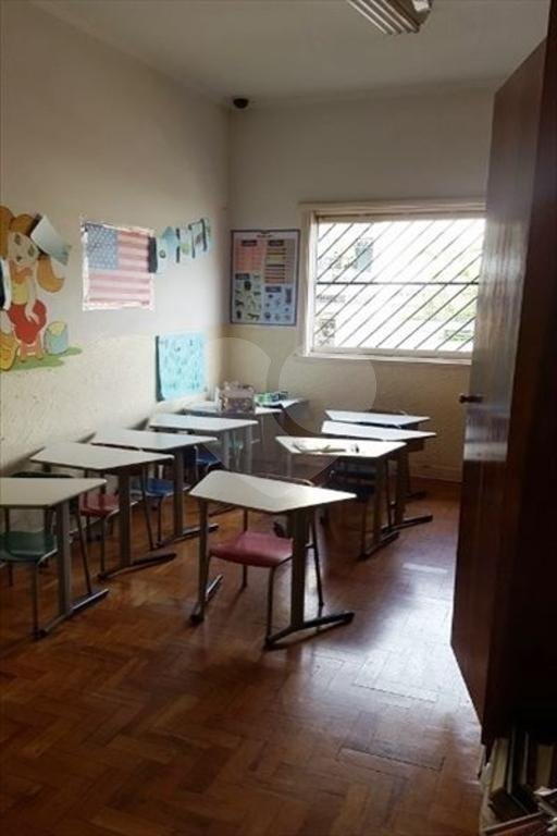Sobrado à venda com 4 quartos, sendo 1 suíte, em Vila Monumento, São Paulo, SP