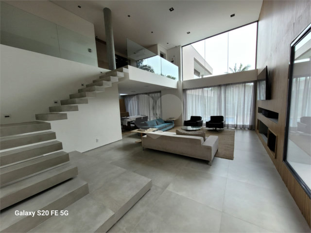 Casa à venda com 3 suítes em Jardim Prudência, São Paulo, SP