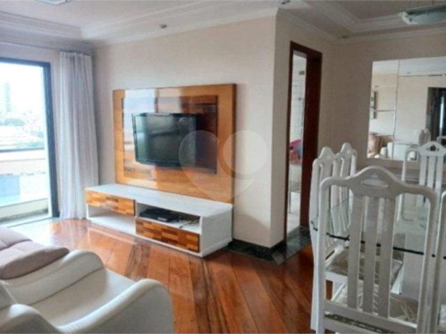 Apartamento à venda com 3 quartos, sendo 1 suíte,  em Mooca, São Paulo, SP