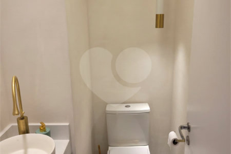 Apartamento à venda com 3 suítes em Indianópolis, São Paulo, SP