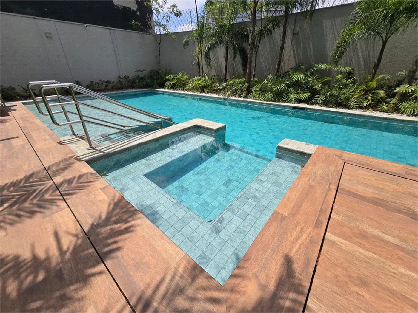 Apartamento à venda ou para alugar com 1 quarto em Pinheiros, São Paulo, SP