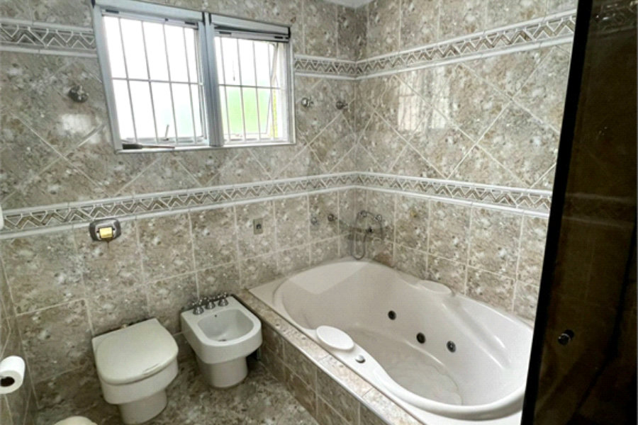 Casa à venda com 2 quartos, sendo 1 suíte,  em Freguesia do Ó, São Paulo, SP