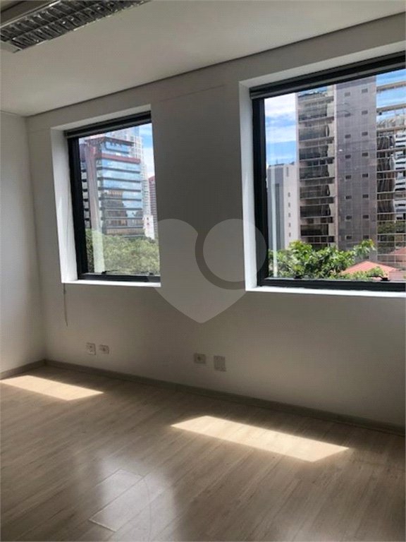 Sala à venda em Cidade Monções, São Paulo, SP