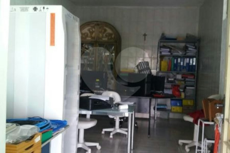 Sobrado à venda com 3 quartos, sendo 1 suíte, em Jardim Maria Duarte, São Paulo, SP
