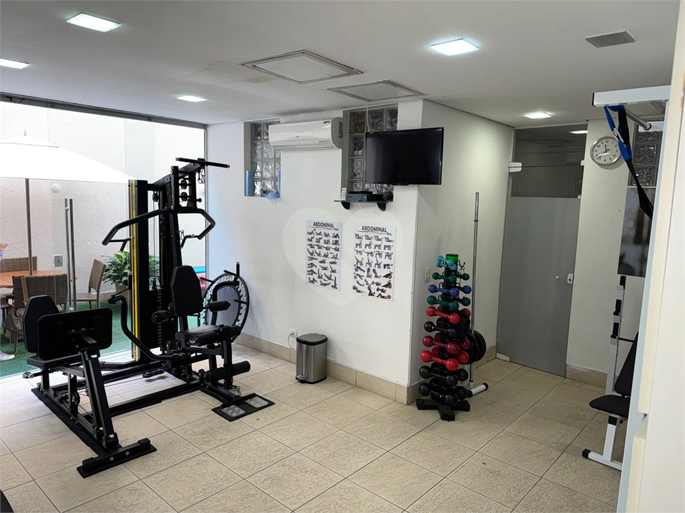 Apartamento à venda ou para alugar com 3 quartos, sendo 1 suíte,  em Jardim Paulista, São Paulo, SP
