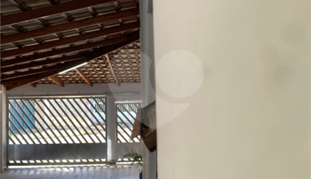 Casa à venda com 2 quartos, sendo 1 suíte,  no Centro, Araçoiaba da Serra, SP