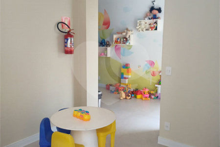 Apartamento à venda com 2 quartos, sendo 1 suíte,  em Parque Santana, Mogi das Cruzes, SP