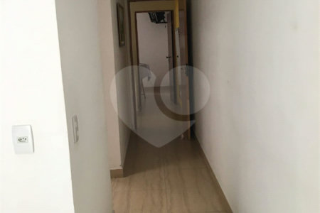 Sobrado à venda com 3 suítes em Vila Nivi, São Paulo, SP
