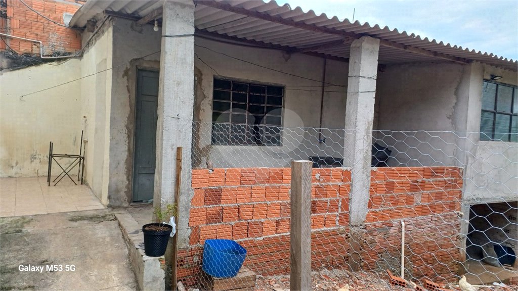 Casa à venda com 2 quartos, sendo 1 suíte, em Vila Belo Horizonte, Itapetininga, SP
