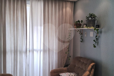 Apartamento à venda com 3 quartos, sendo 1 suíte,  em Jardim Ester Yolanda, São Paulo, SP