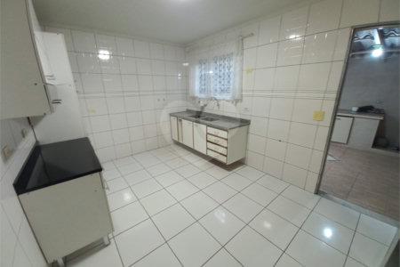 Casa de Vila para alugar com 1 quarto em Jardim Novo Taboão, São Paulo, SP