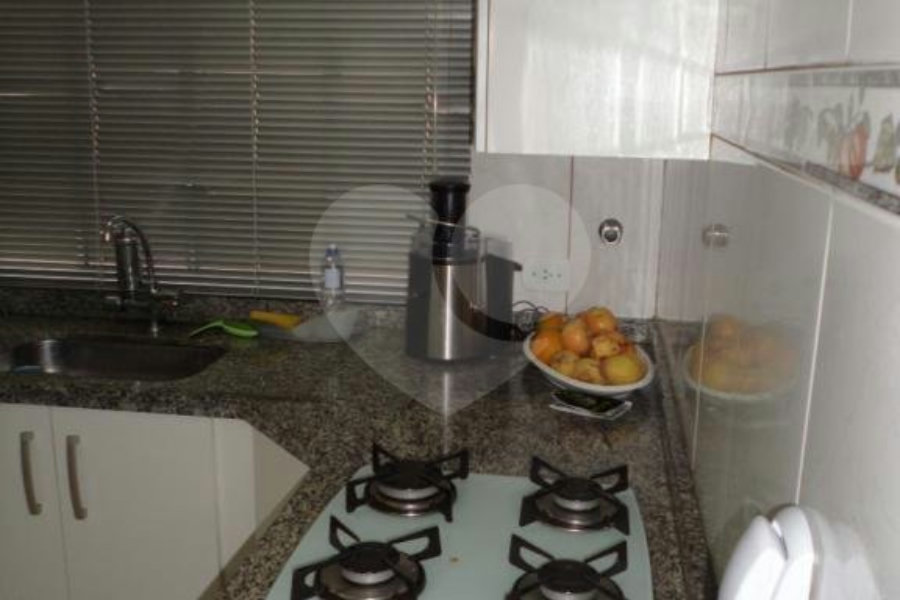 Casa à venda com 2 quartos, sendo 1 suíte, no condomínio Da Chácara, São Paulo - SP