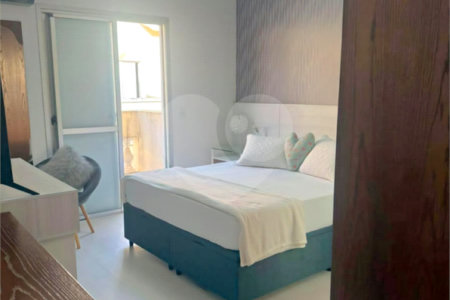 Casa à venda com 3 quartos, sendo 1 suíte, no condomínio Villas de São Francisco, São Paulo - SP