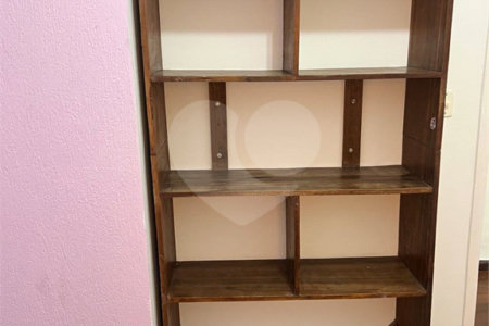Sobrado à venda com 5 quartos, sendo 2 suítes, em Vila Universitária, São Paulo, SP