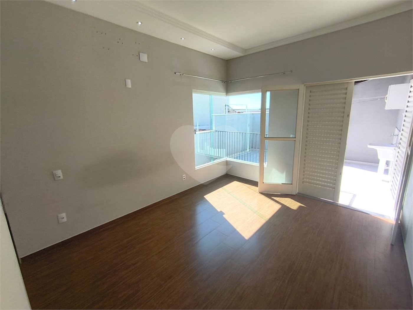 Casa à venda com 3 quartos, sendo 2 suítes, em Vila Carolina, Itapetininga, SP