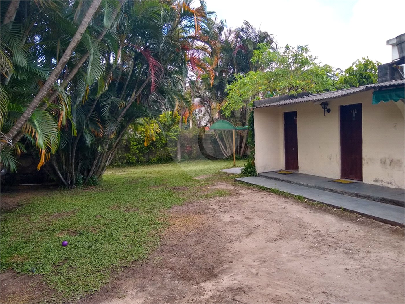 Chácara à venda com 4 quartos em Vila Maria Augusta, Itaquaquecetuba, SP
