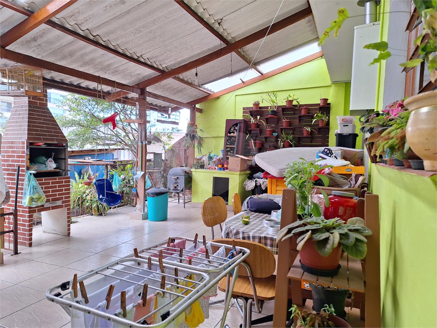 Casa Térrea à venda com 5 quartos, sendo 3 suítes,  em Vila Mazzei, São Paulo, SP