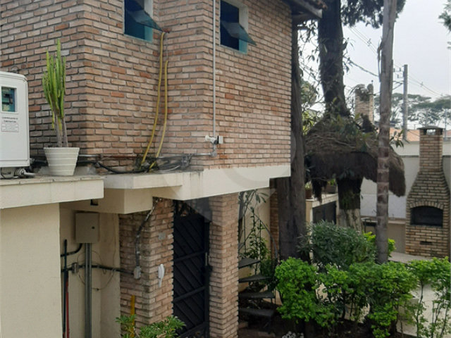 Casa à venda com 3 quartos, sendo 1 suíte,  no condomínio Barbará Ii, São Paulo - SP