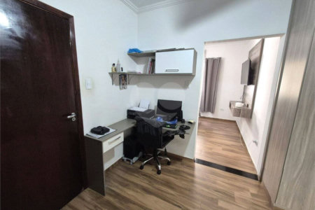 Casa à venda com 3 quartos, sendo 1 suíte,  em Vila Augusta, Sorocaba, SP