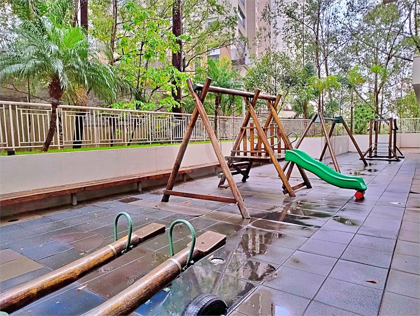 Apartamento à venda com 3 quartos, sendo 2 suítes, em Vila Andrade, São Paulo, SP