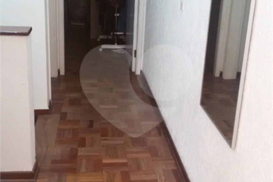Sobrado à venda com 3 quartos, sendo 1 suíte,  em Horto Florestal, São Paulo, SP