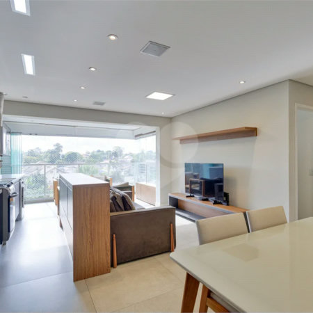 Apartamento com 68m² sala 02 ambientes, 02 dormitórios, sendo 01 suíte banheiro social e vaga no subsolo.! Venha conhecer!