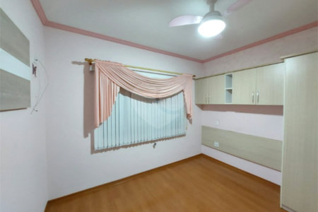 Casa para venda ou locação no Jardim Ipanema