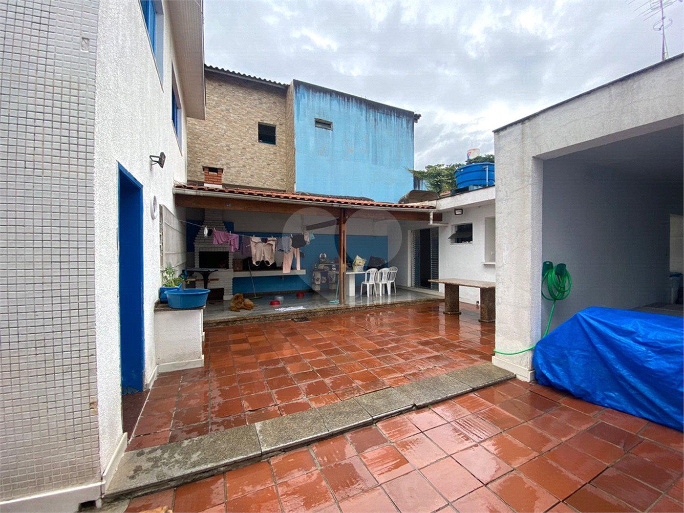 Sobrado 3 Suítes próximo ao parque do carmo
