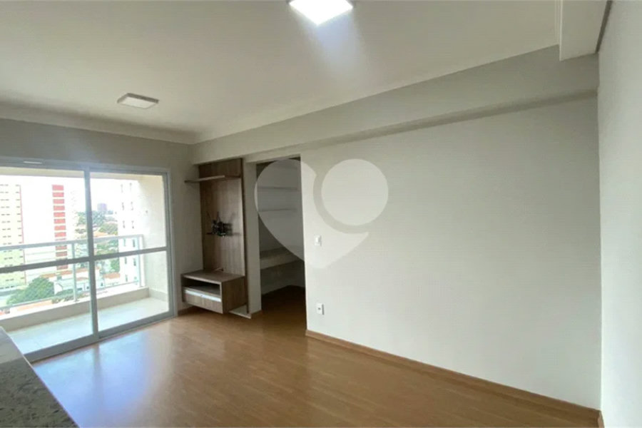 Apartamento para alugar com 2 suítes em Piracicaba.
